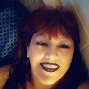 Meet your Posher, Bobbie